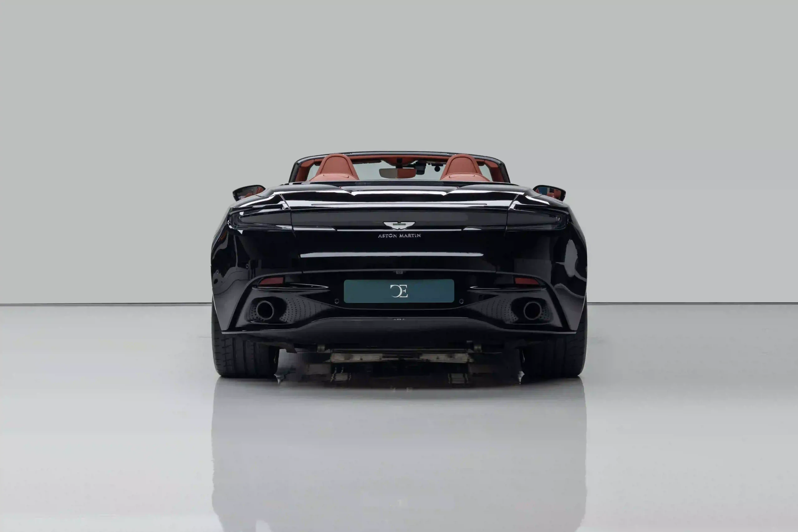 Aston Martin DB11 Volante